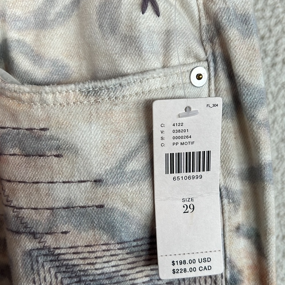 Anthropologie NWT Pilcro slim boyfriend funky jeans - Picture 6 of 14